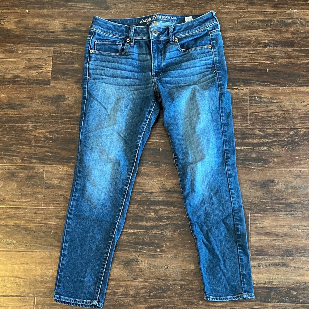 American Eagle 8 Short Super Skinny Jeans